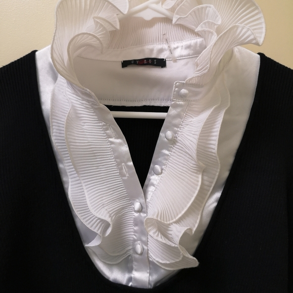 Top - Picture 2 of 7